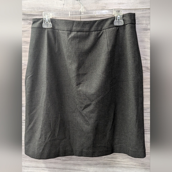 Brooks Brothers wool skirt - Size 12 - Picture 4 of 5